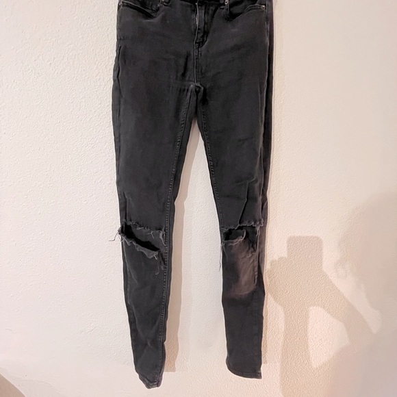 Brandy Melville jeans 26 Sm distressed gray straight bootcut frayed ripped jean - Picture 1 of 15